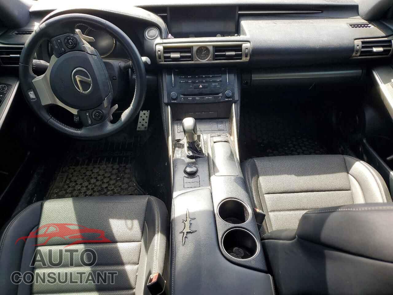 LEXUS IS 2014 - JTHCF1D27E5003130