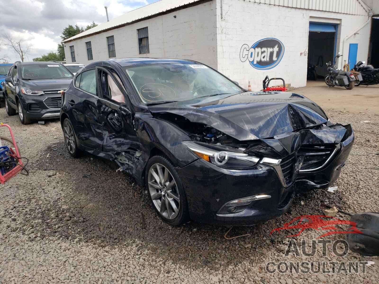 MAZDA 3 2018 - 3MZBN1M3XJM239023