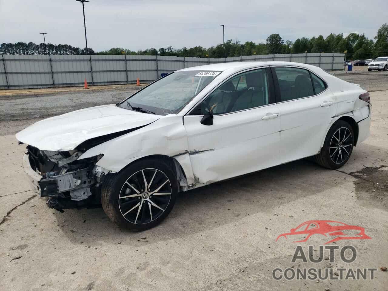 TOYOTA CAMRY 2021 - 4T1G11AK0MU416660