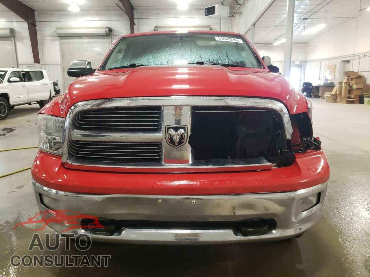 DODGE RAM 1500 2012 - 1C6RD7LT0CS306660