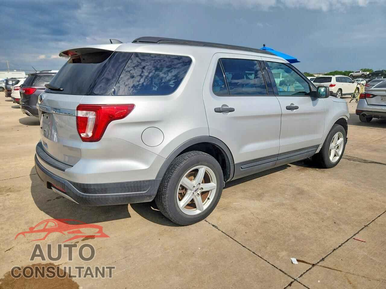 FORD EXPLORER 2018 - 1FM5K7B85JGB08095