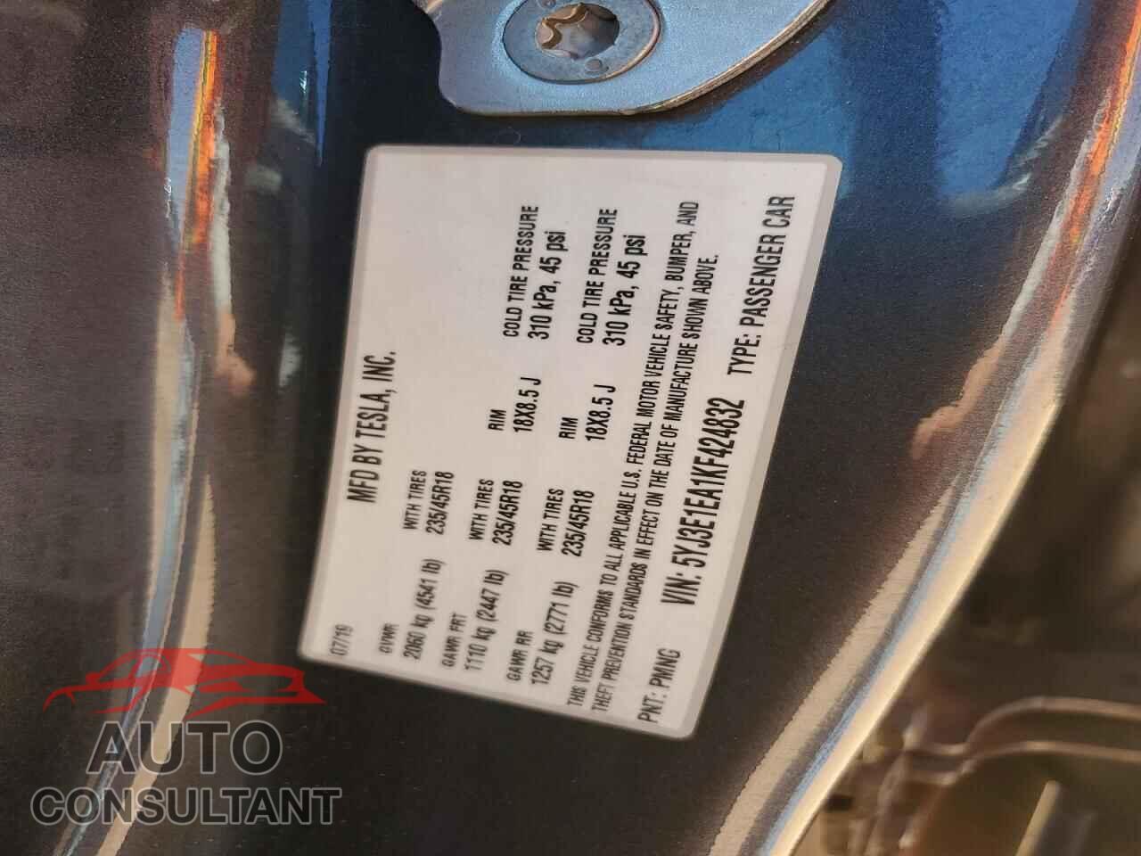 TESLA MODEL 3 2019 - 5YJ3E1EA1KF424832