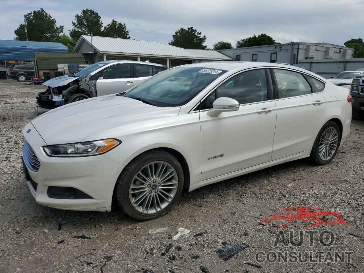 FORD FUSION 2013 - 3FA6P0LU8DR267418