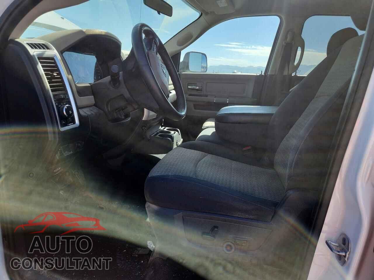 DODGE RAM 1500 2012 - 1C6RD7GT1CS162157
