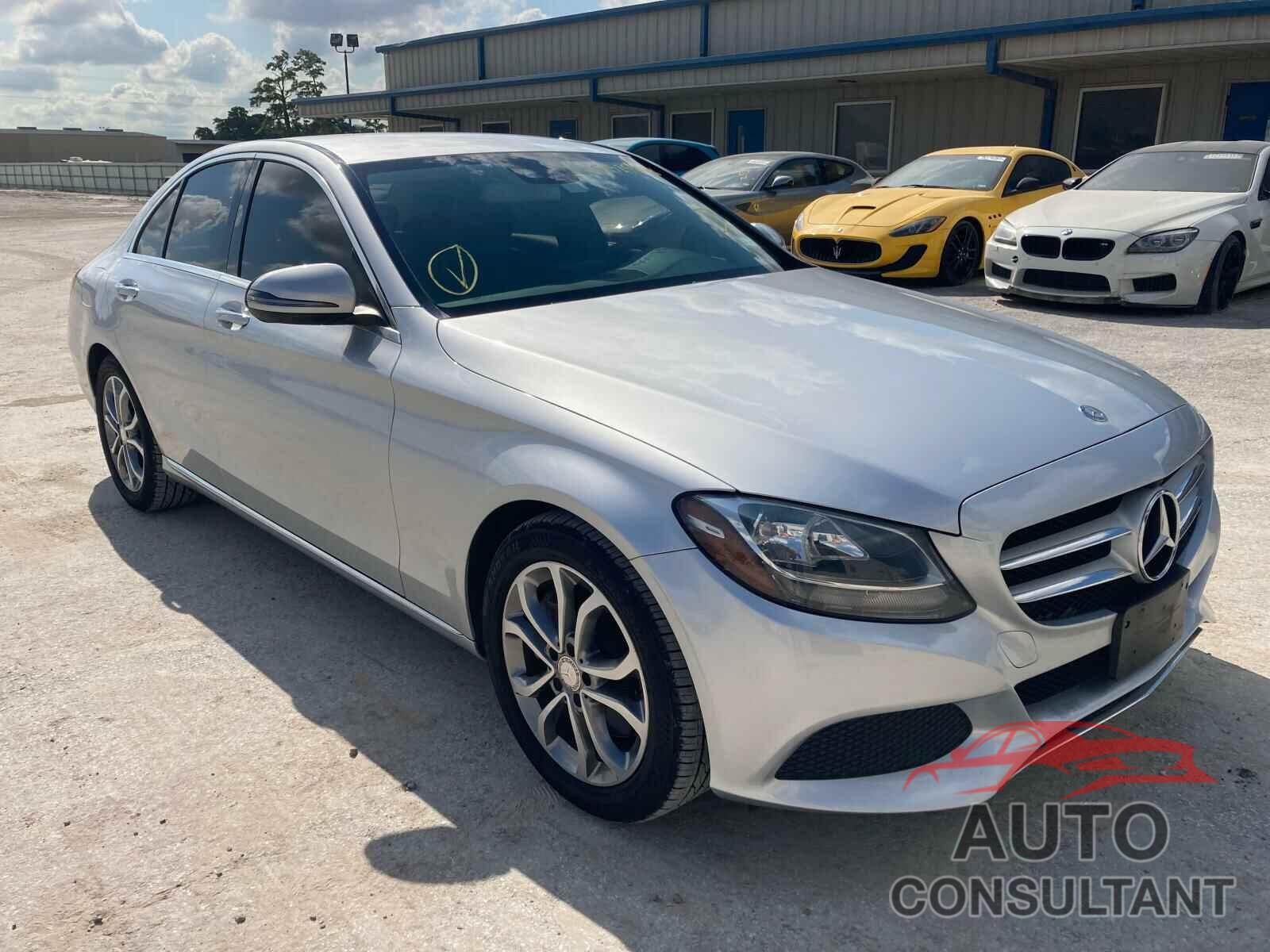 MERCEDES-BENZ C-CLASS 2016 - 55SWF4JB3GU155801