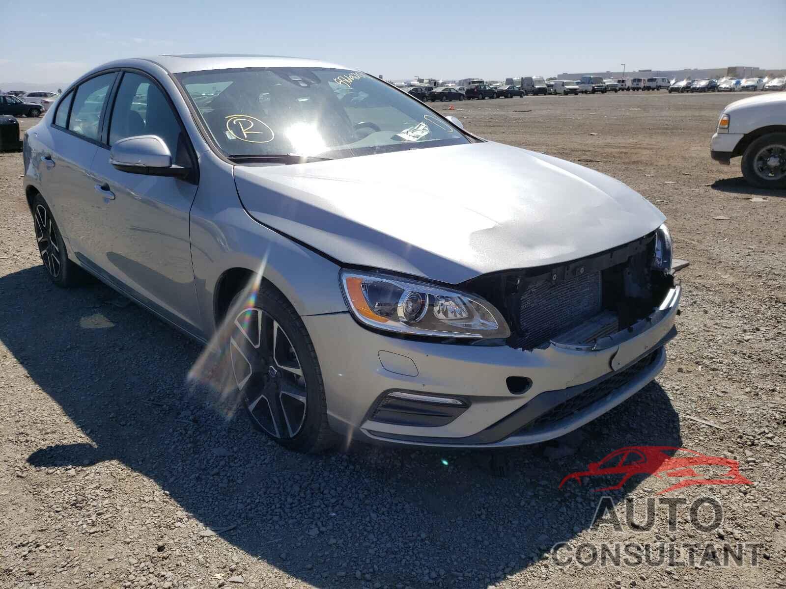 VOLVO S60 2017 - YV126MFL7H2421384