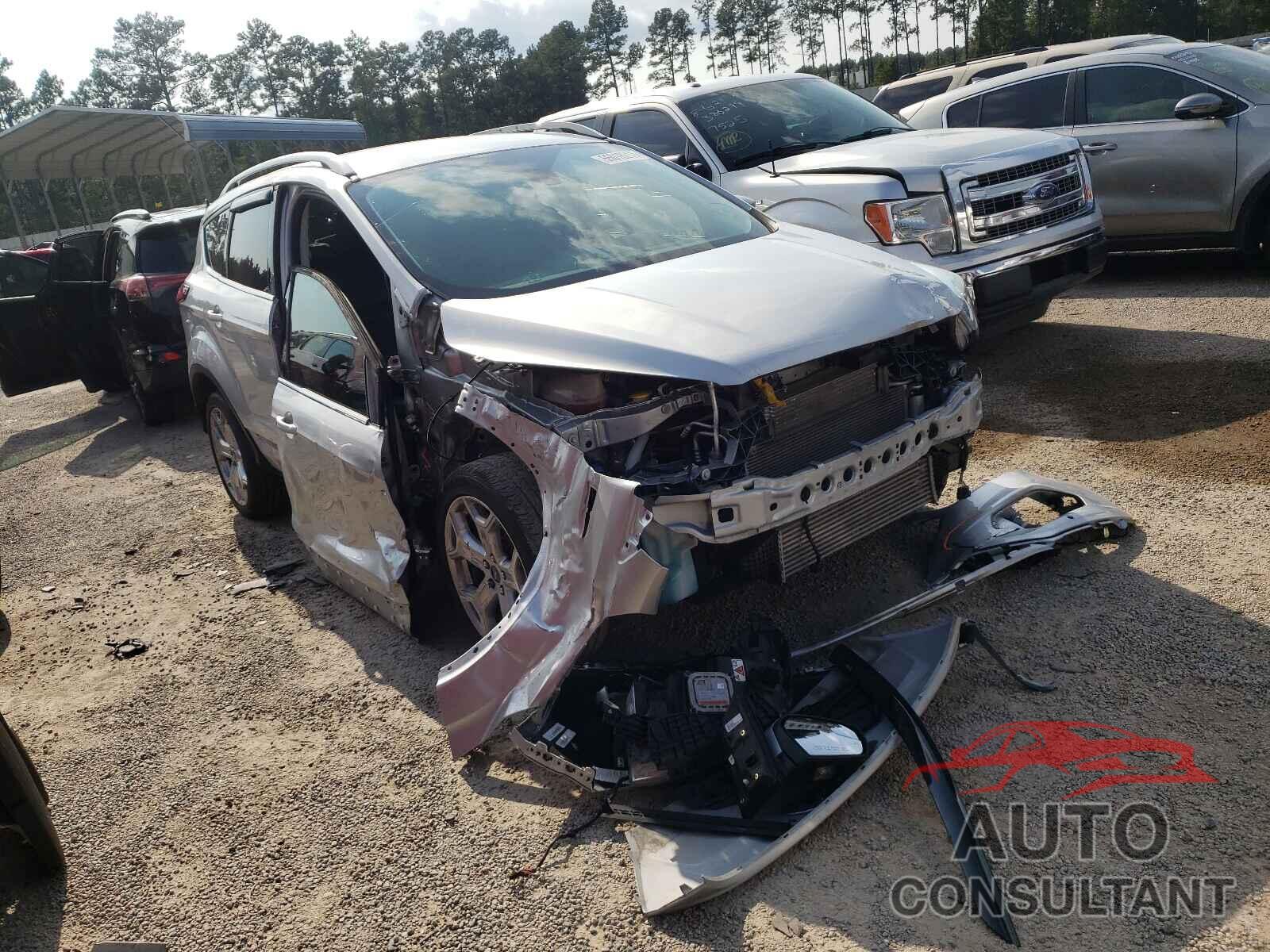 FORD ESCAPE 2019 - 1FMCU0J97KUA59195