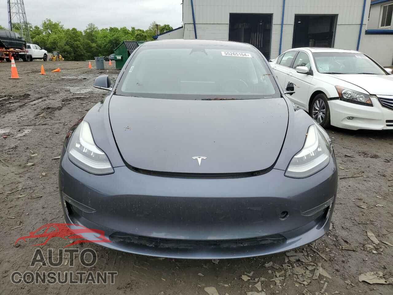 TESLA MODEL 3 2018 - 5YJ3E1EA2JF031517