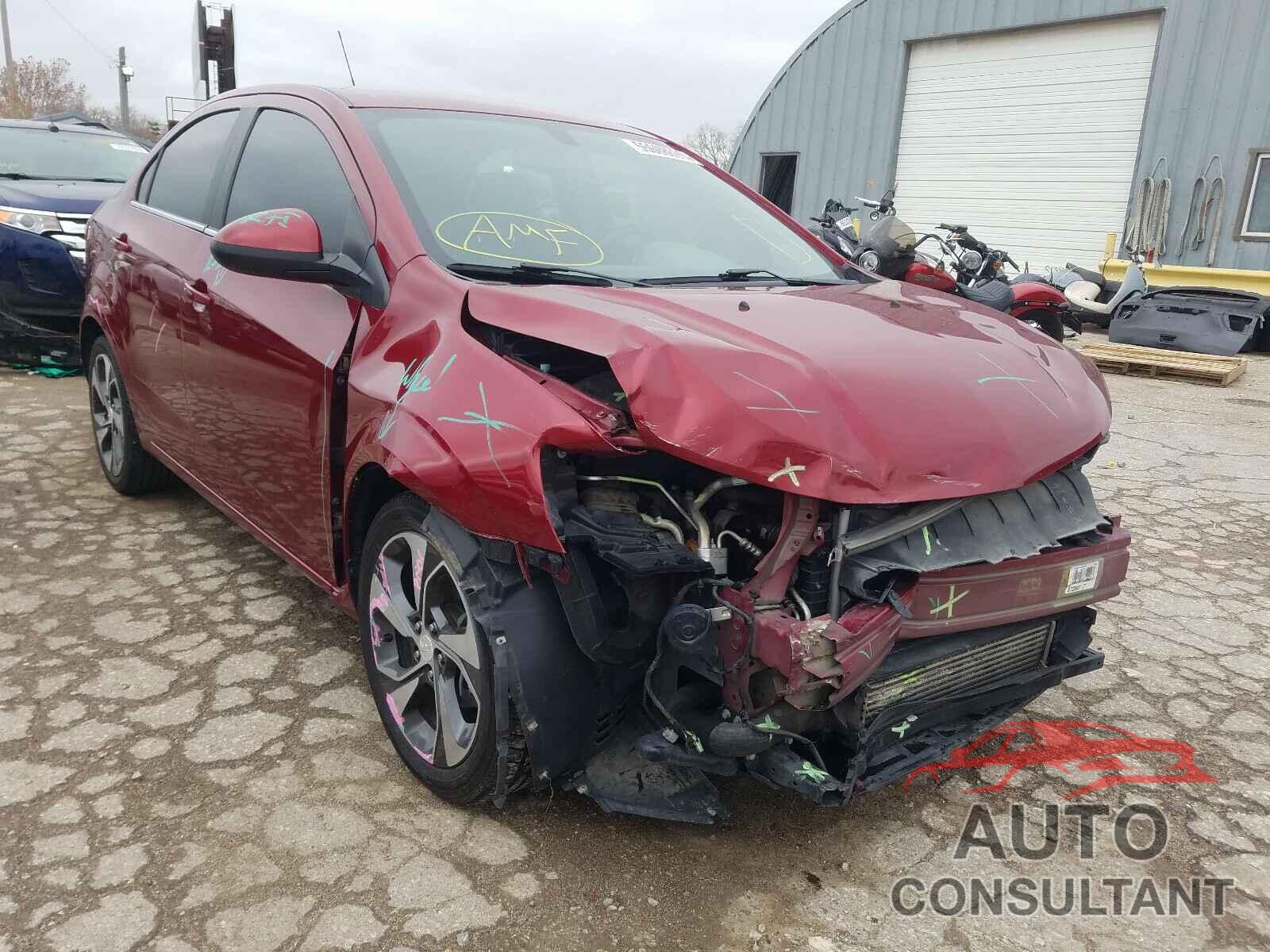 CHEVROLET SONIC 2017 - 1G1JF5SB5H4125782
