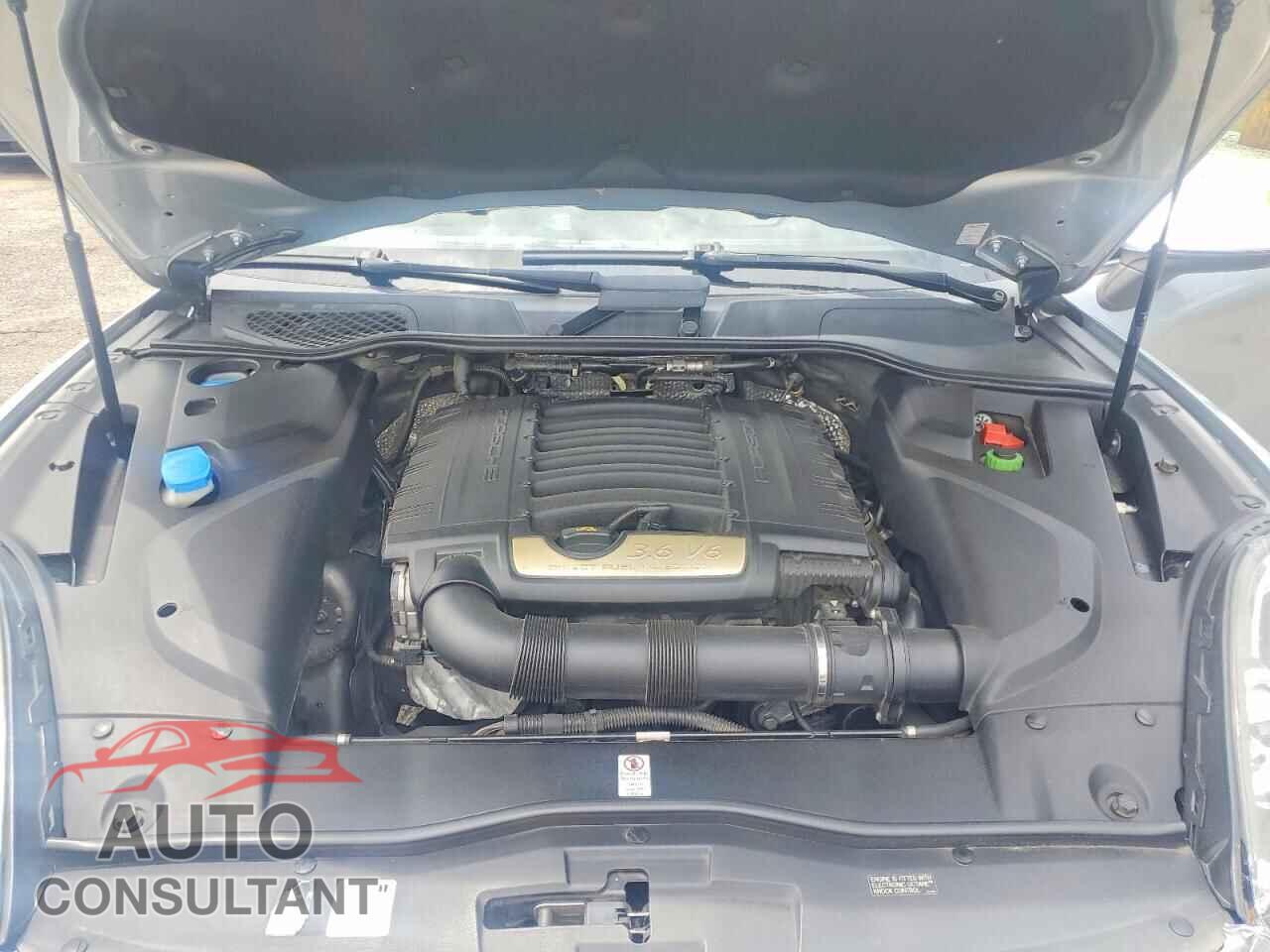 PORSCHE CAYENNE 2016 - WP1AA2A24GLA04850