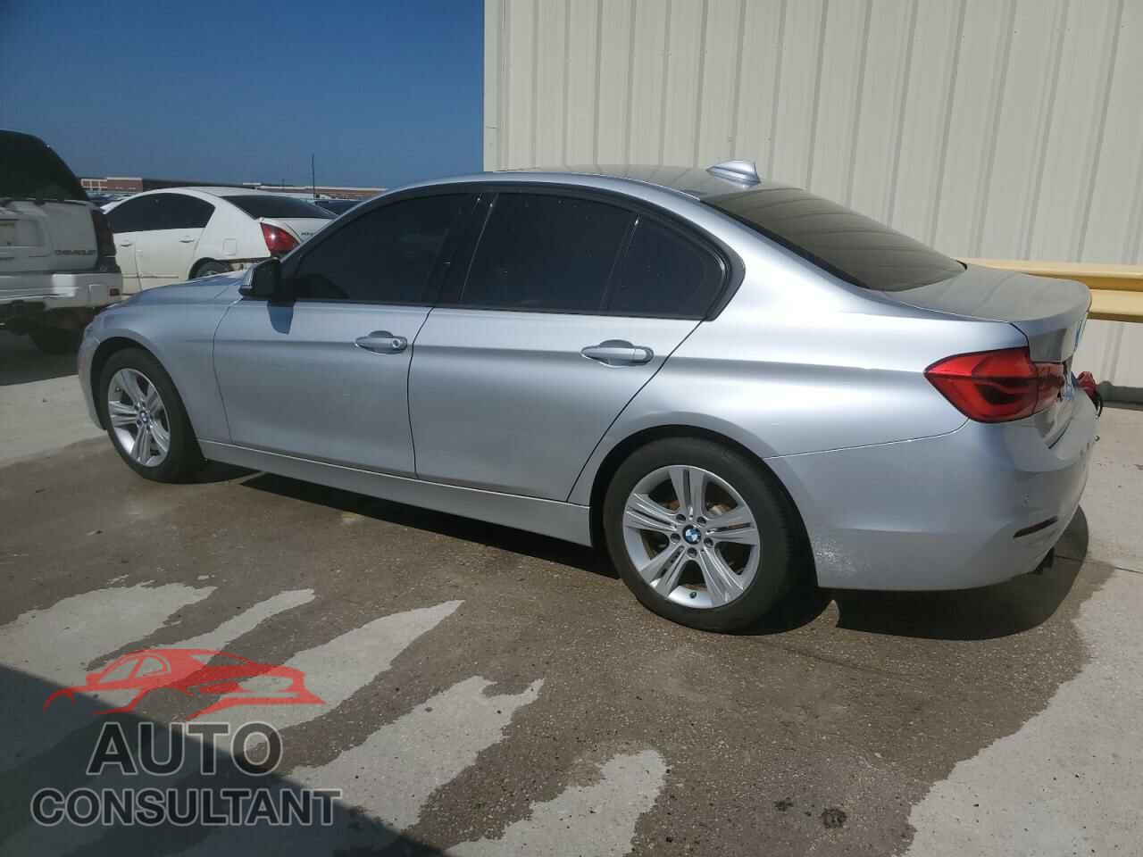 BMW 3 SERIES 2016 - WBA8E9G5XGNU27903