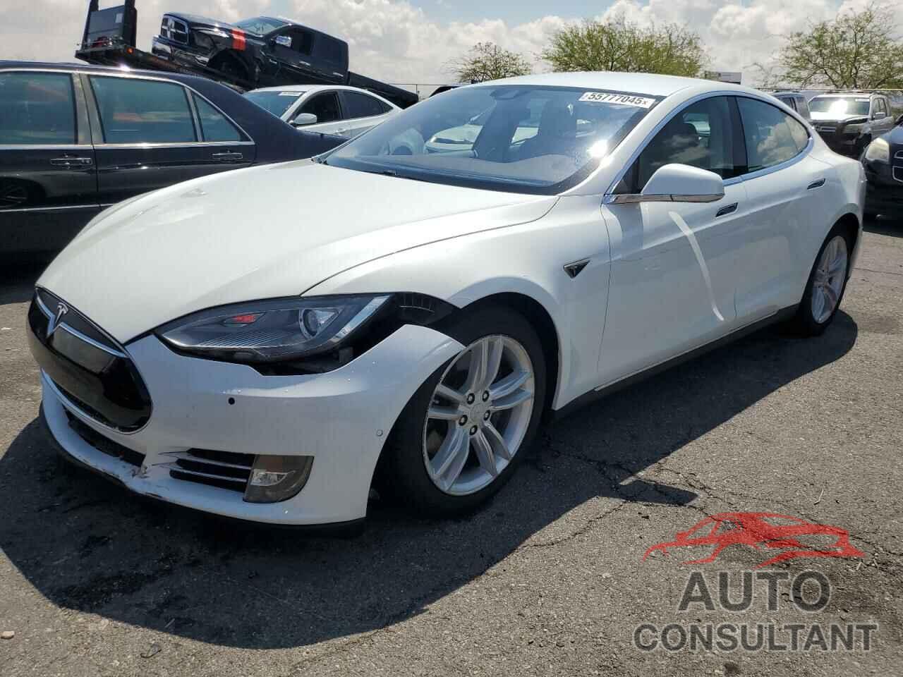 TESLA MODEL S 2015 - 5YJSA1E11FF113978