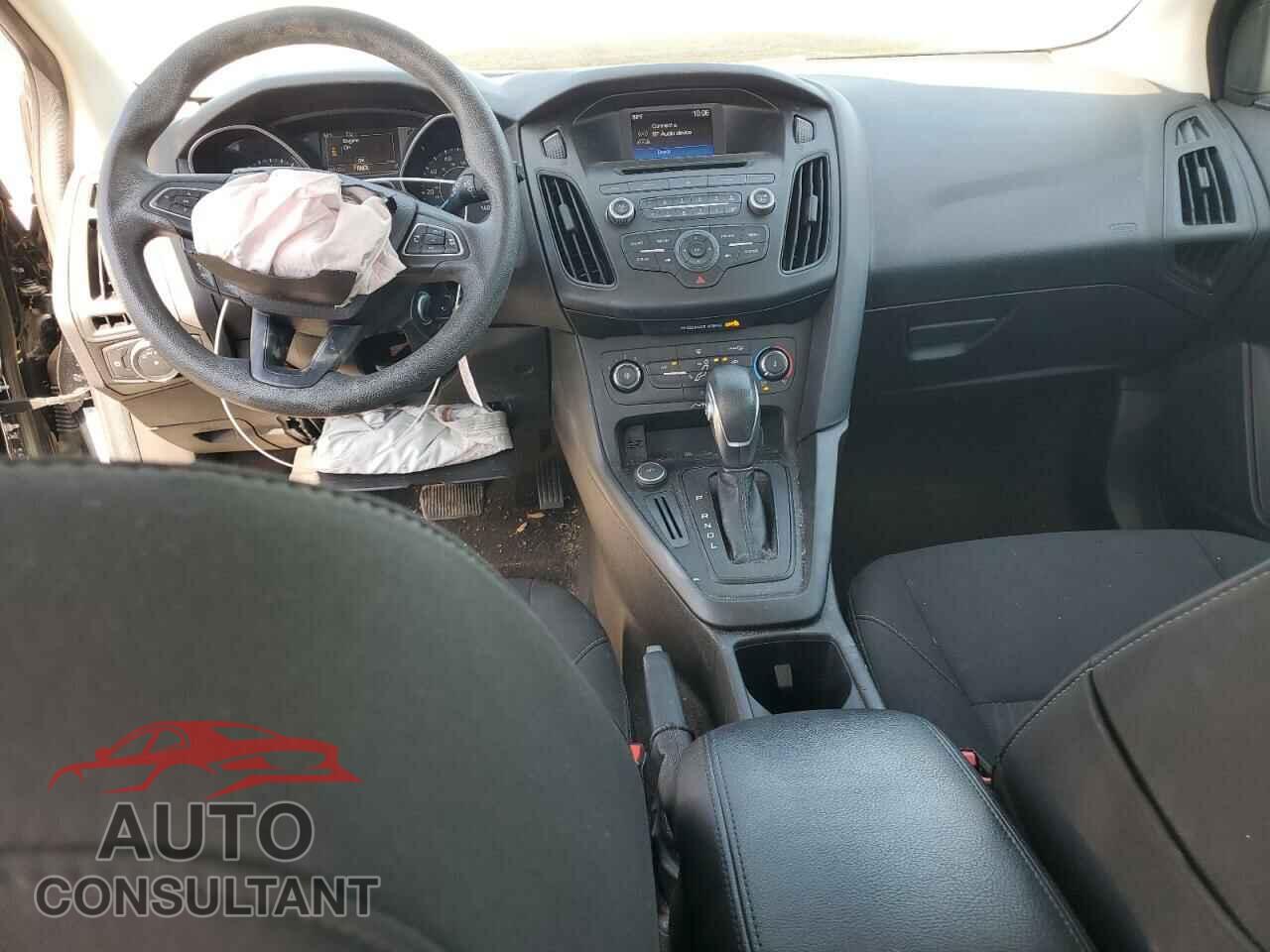 FORD FOCUS 2017 - 1FADP3K29HL206351