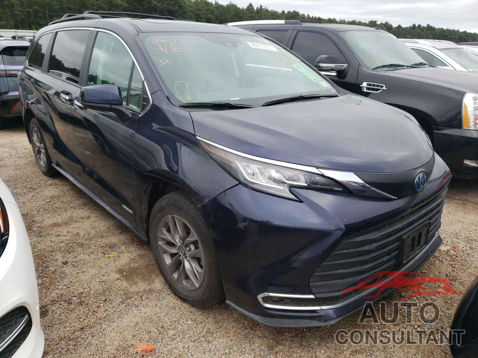 TOYOTA SIENNA 2021 - 5TDJRKEC9MS004026