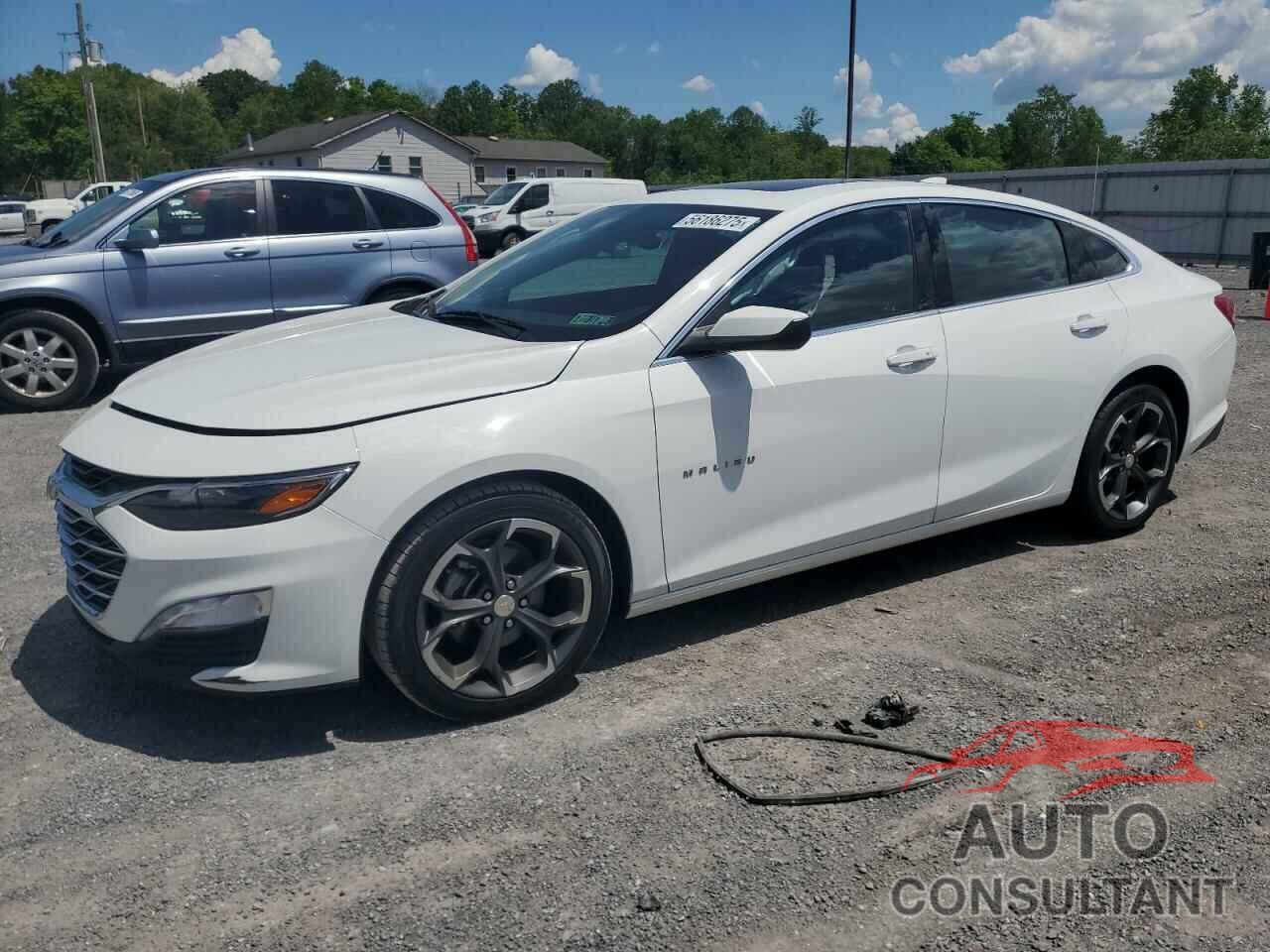 CHEVROLET MALIBU 2022 - 1G1ZD5ST3NF153517