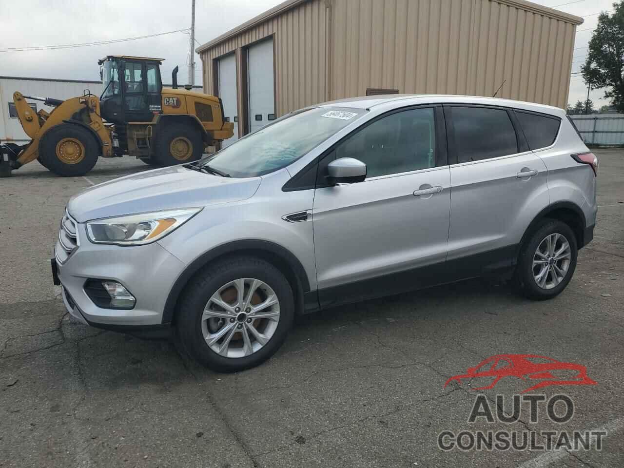 FORD ESCAPE 2017 - 1FMCU9GD2HUC48572