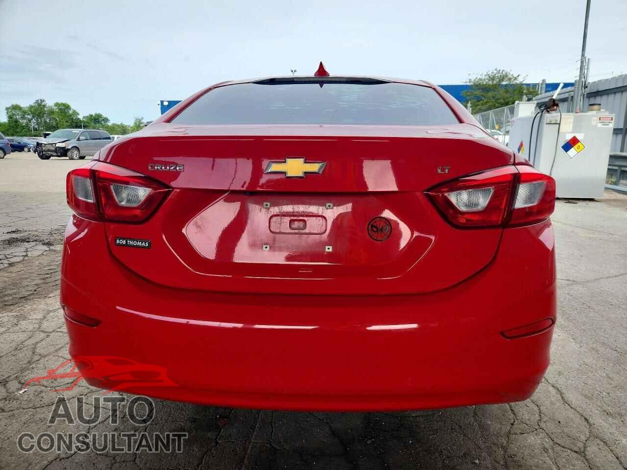 CHEVROLET CRUZE 2019 - 1G1BE5SM0K7113473