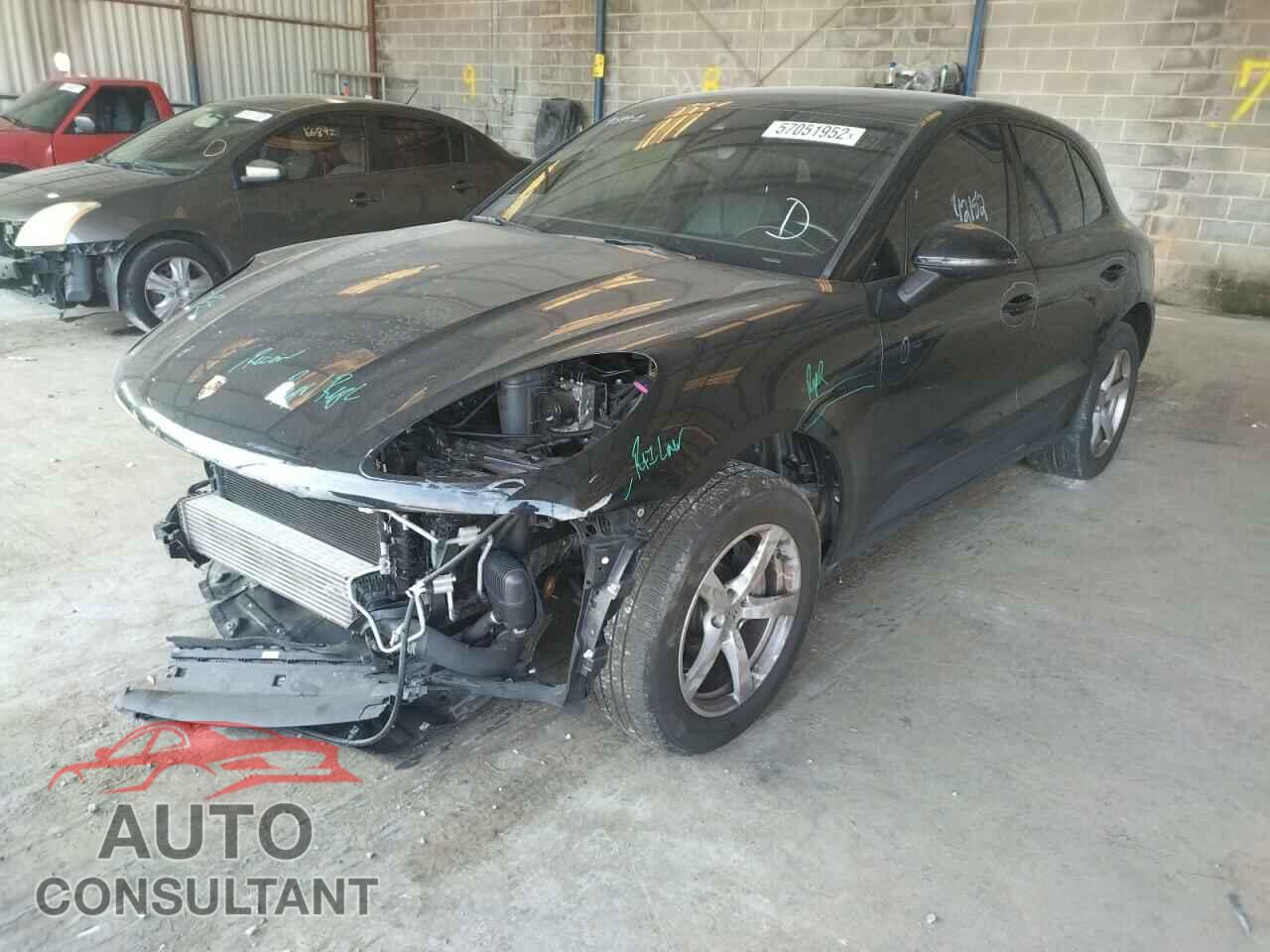 PORSCHE MACAN 2017 - WP1AA2A59HLB00209
