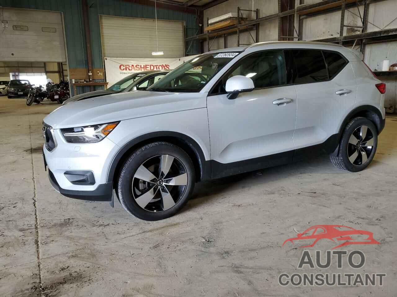 VOLVO XC40 2022 - YV4162UK8N2648074