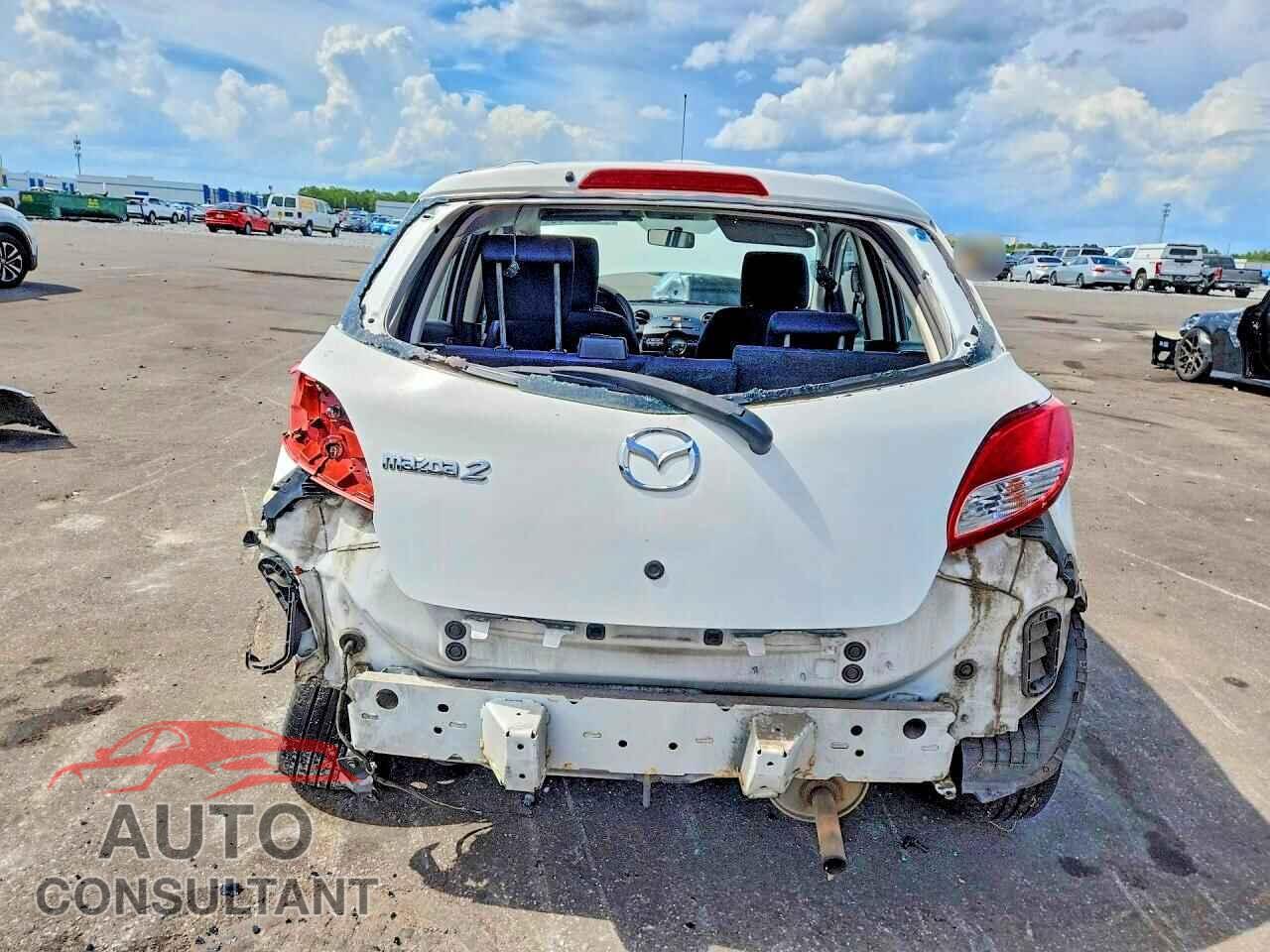MAZDA 2 2014 - JM1DE1KZXE0182379