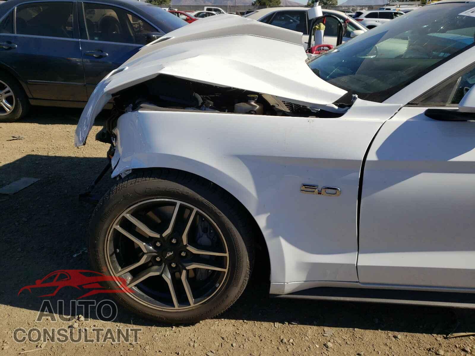 FORD MUSTANG 2020 - 1FA6P8CF3L5119131