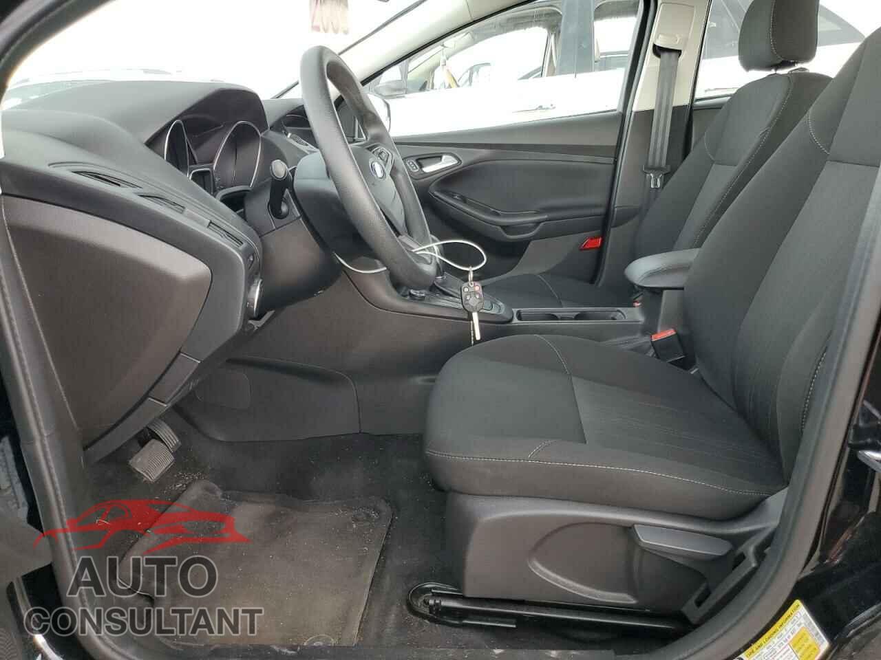 FORD FOCUS 2017 - 1FADP3F29HL291329