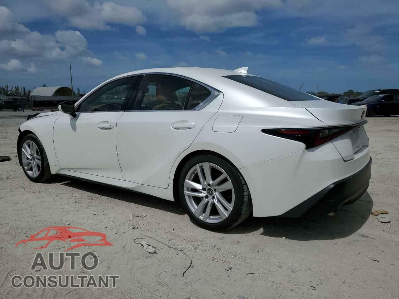 LEXUS IS 2021 - JTHAA1D28M5117285