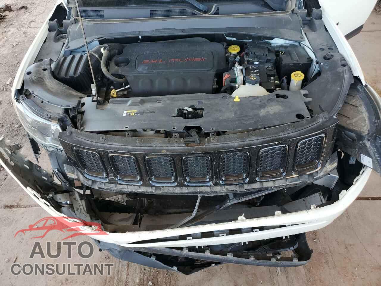 JEEP COMPASS 2018 - 3C4NJDBB9JT433152