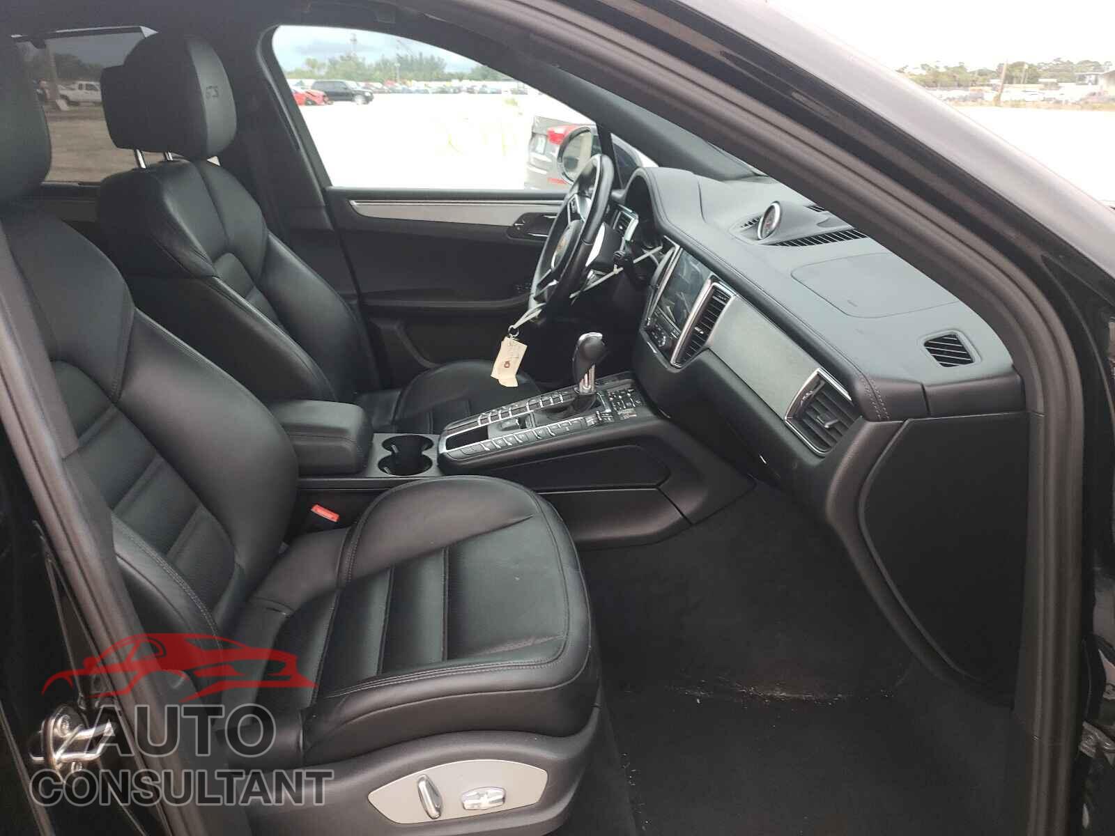 PORSCHE MACAN 2017 - WP1AG2A55HLB50068