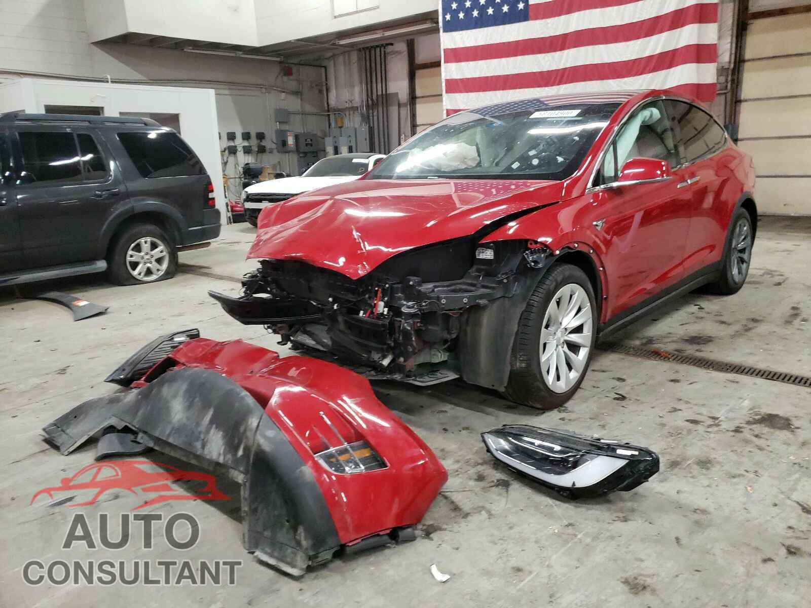 TESLA MODEL X 2018 - 5YJXCBE21JF112837