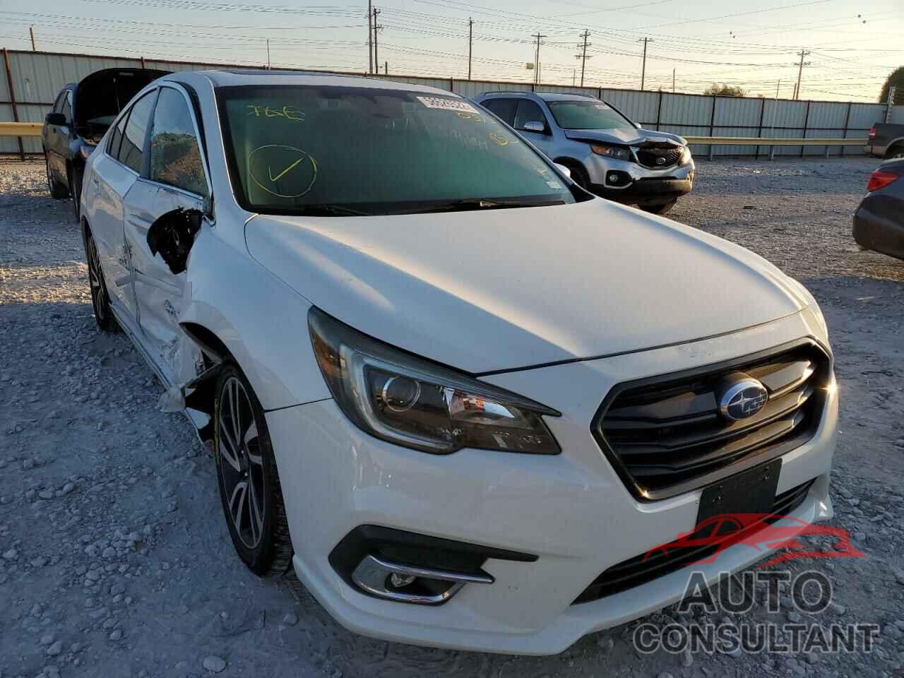 SUBARU LEGACY 2018 - 4S3BNAS61J3037589