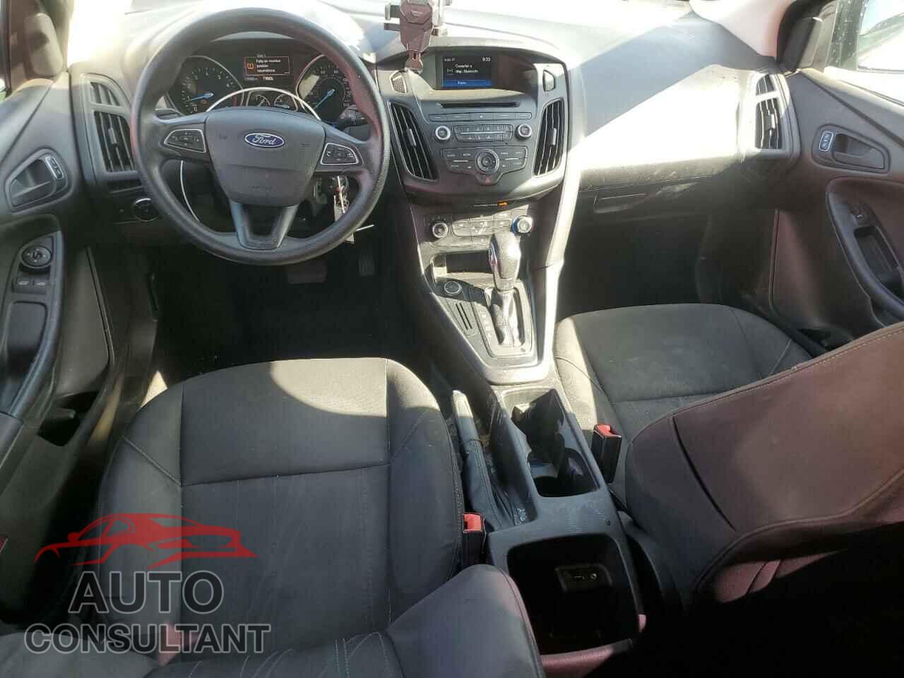 FORD FOCUS 2015 - 1FADP3E21FL385929