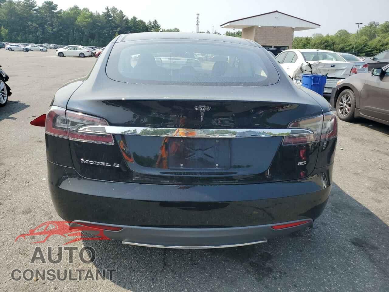 TESLA MODEL S 2013 - 5YJSA1CN3DFP13307