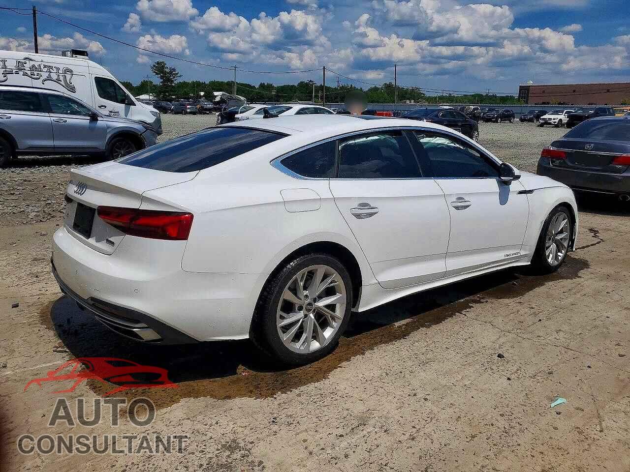 AUDI A5 2024 - WAUABCF59RA044117