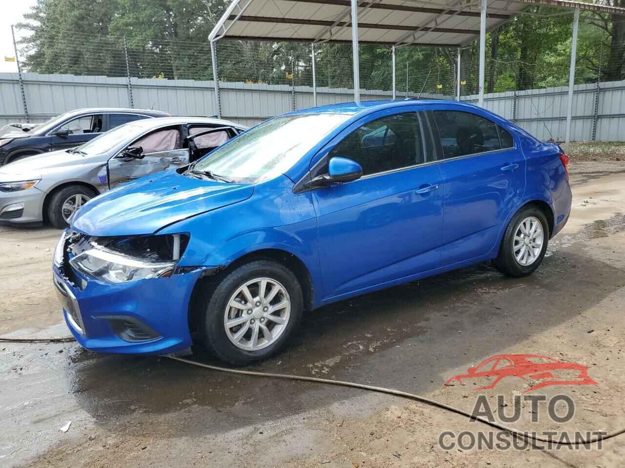 CHEVROLET SONIC 2018 - 1G1JD5SH6J4123734