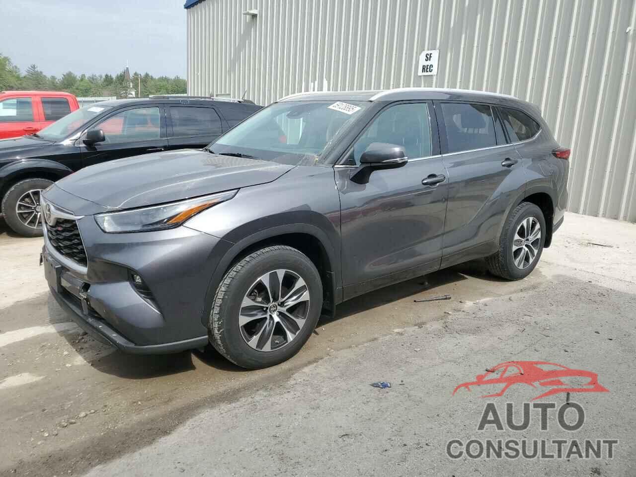 TOYOTA HIGHLANDER 2022 - 5TDGZRBH0NS572914