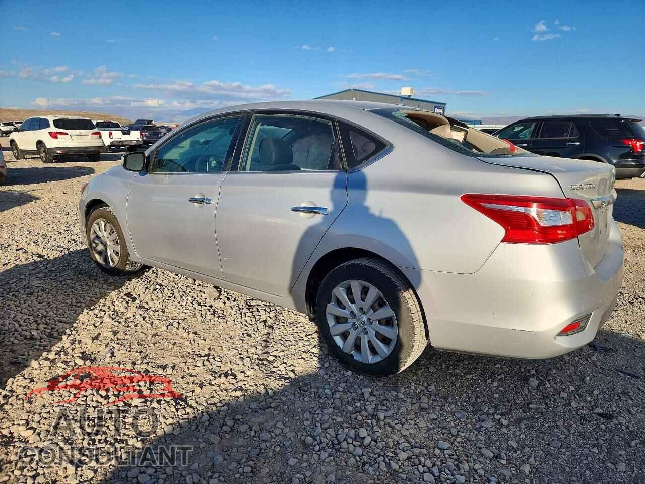 NISSAN SENTRA 2017 - 3N1AB7AP1HL695125