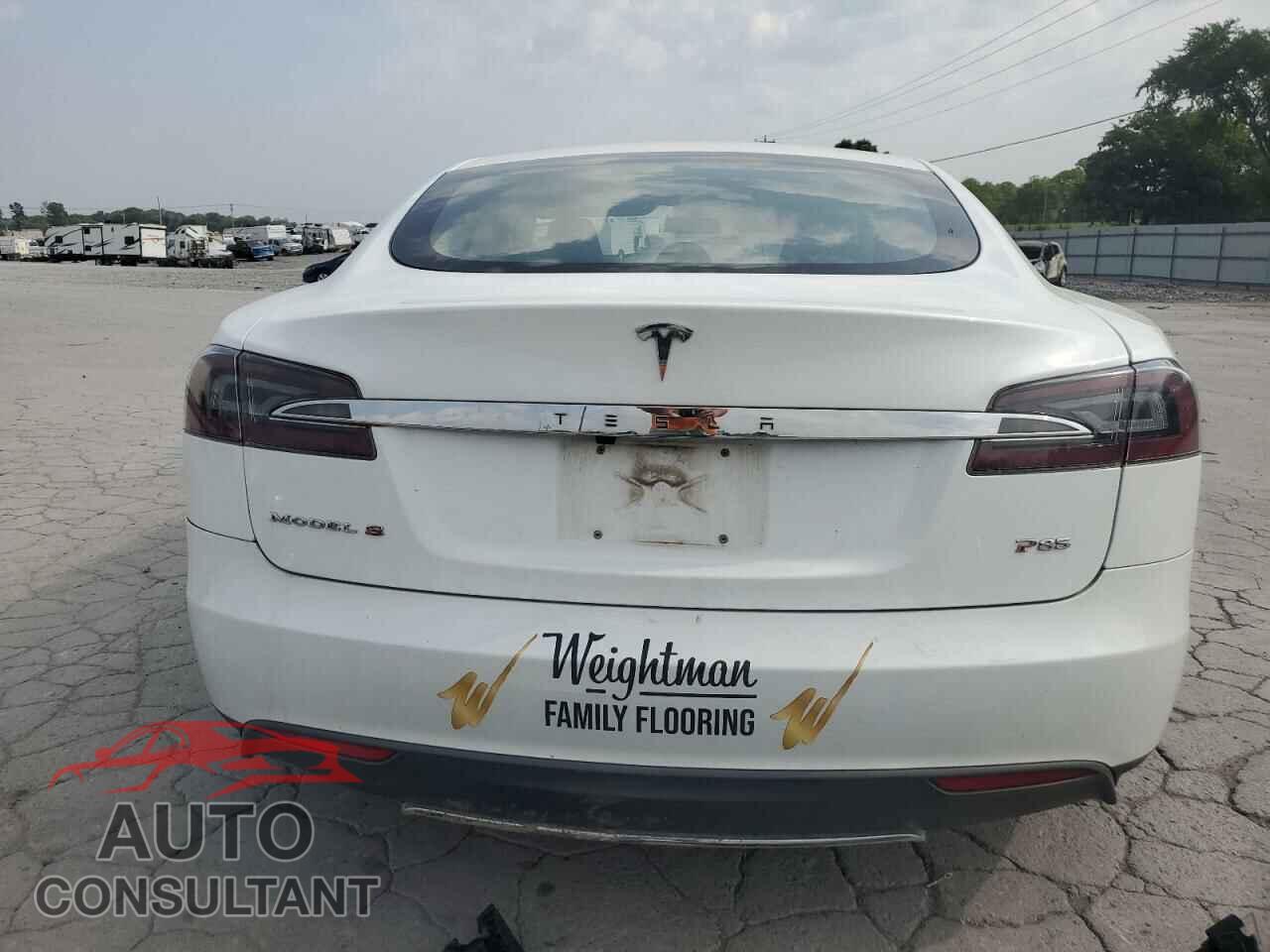 TESLA MODEL S 2013 - 5YJSA1DP3DFP14019