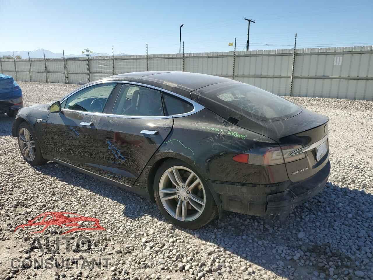TESLA MODEL S 2013 - 5YJSA1CG7DFP07432