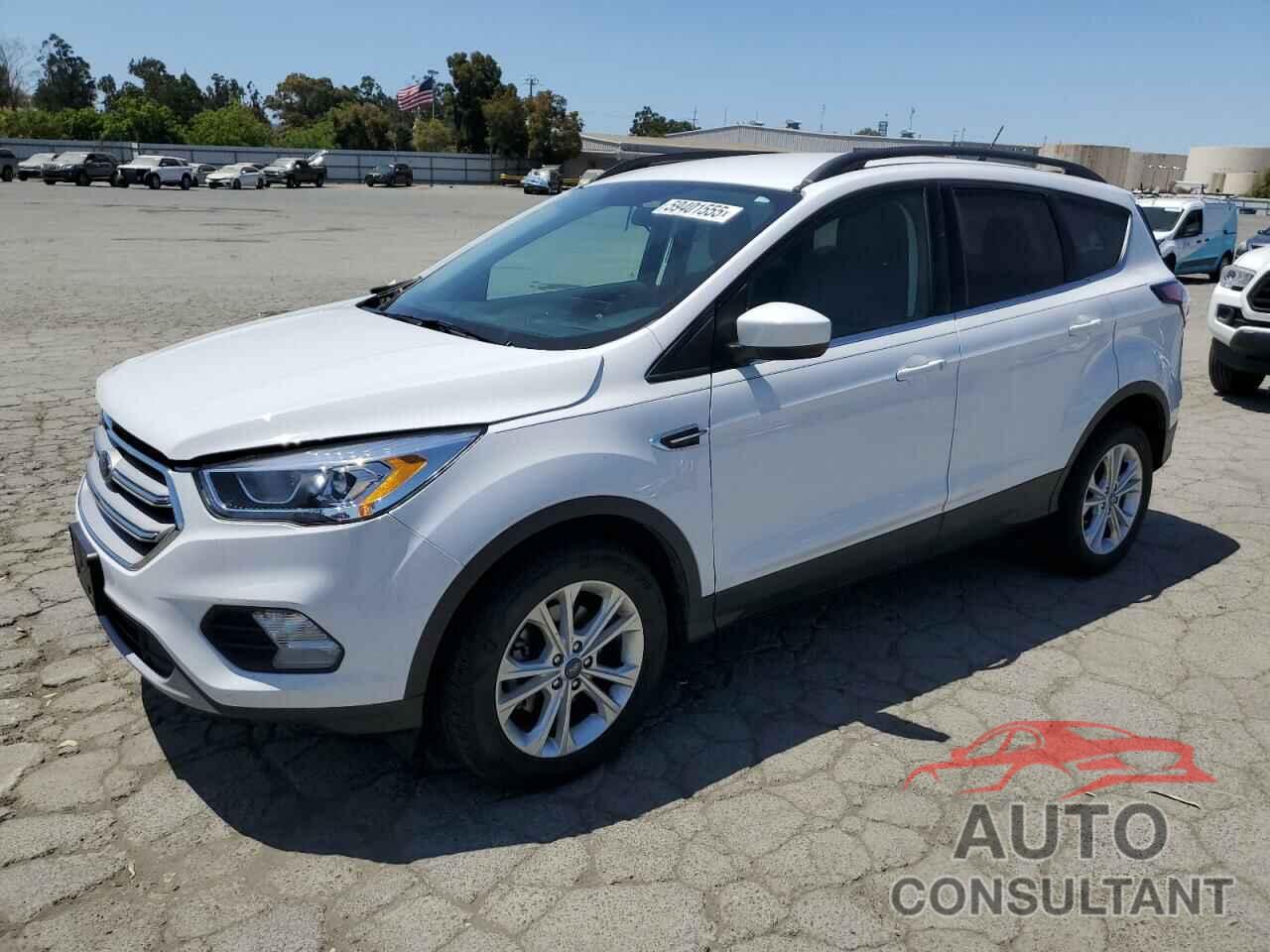 FORD ESCAPE 2018 - 1FMCU0HD7JUD20611