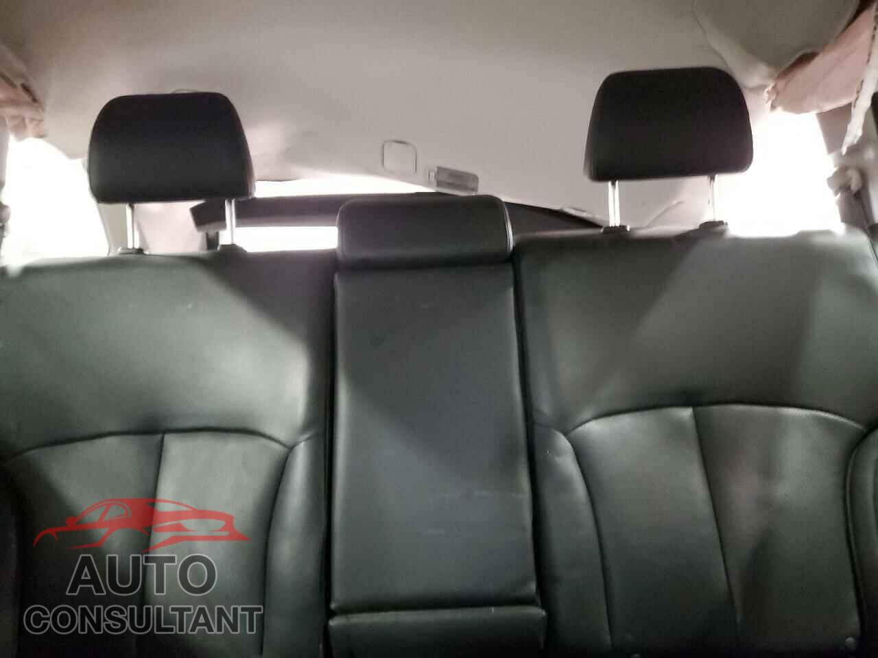 SUBARU OUTBACK 2014 - 4S4BRBLC9E3239757