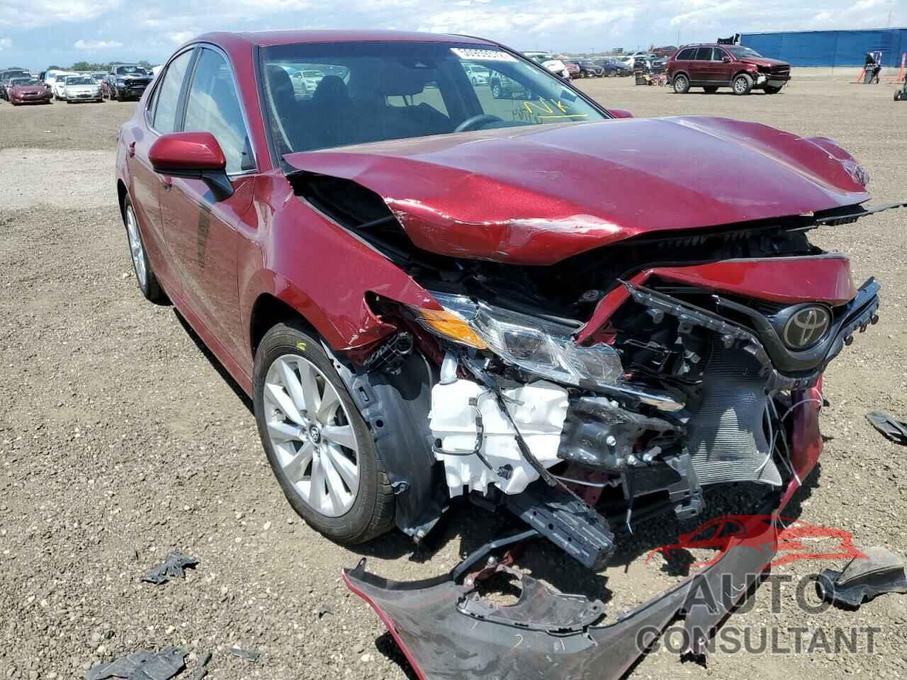 TOYOTA CAMRY 2018 - 4T1B11HK7JU528061