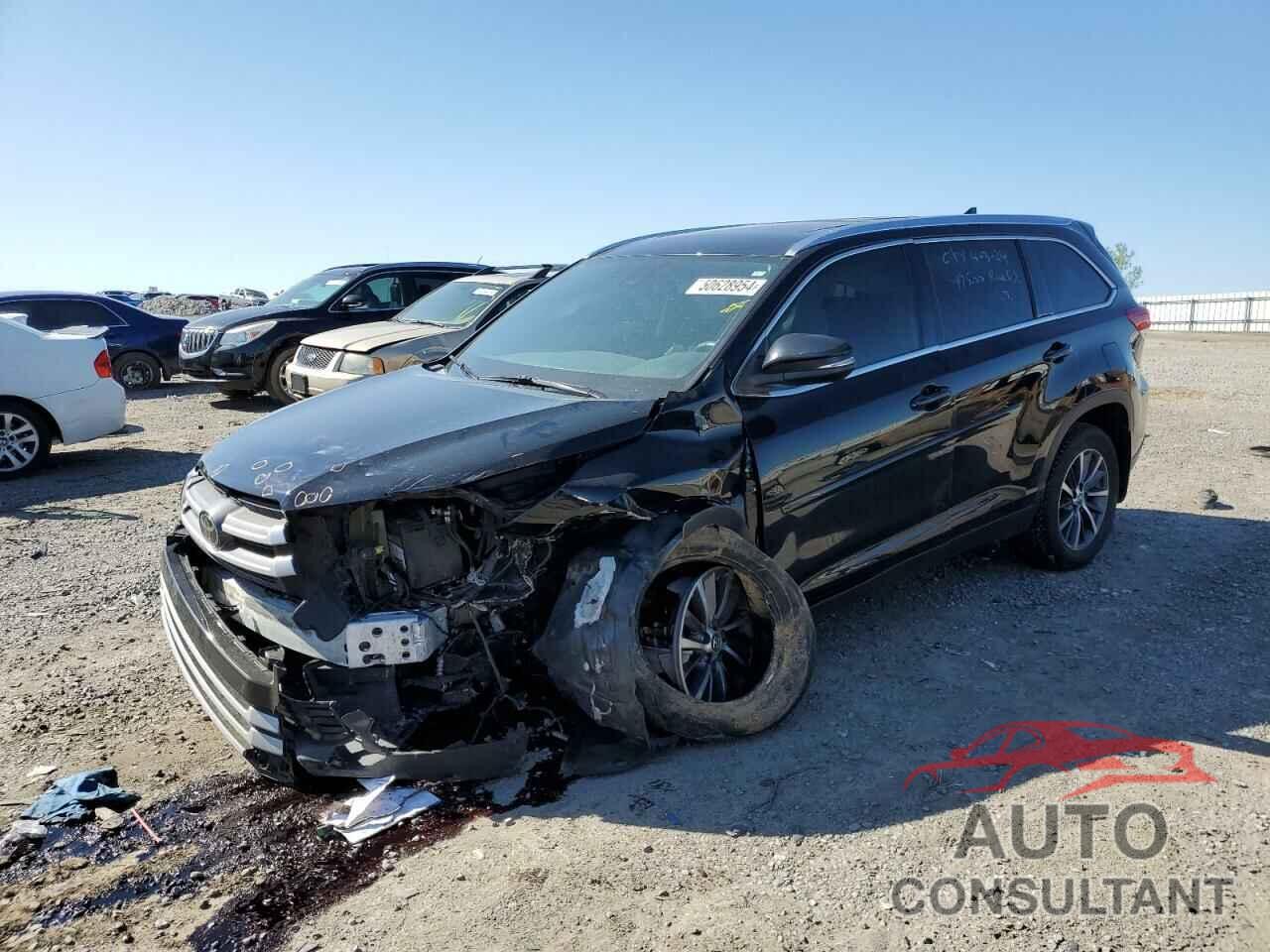 TOYOTA HIGHLANDER 2019 - 5TDJZRFH1KS563859