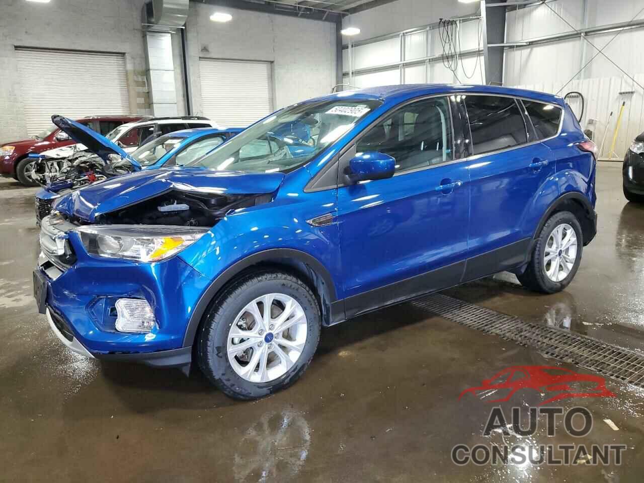 FORD ESCAPE 2017 - 1FMCU9GDXHUD28928