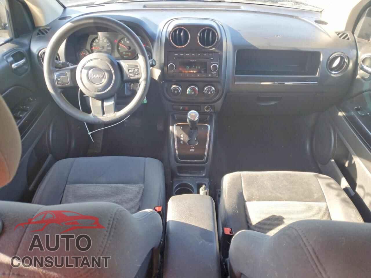 JEEP COMPASS 2011 - 1J4NF1FB6BD248410