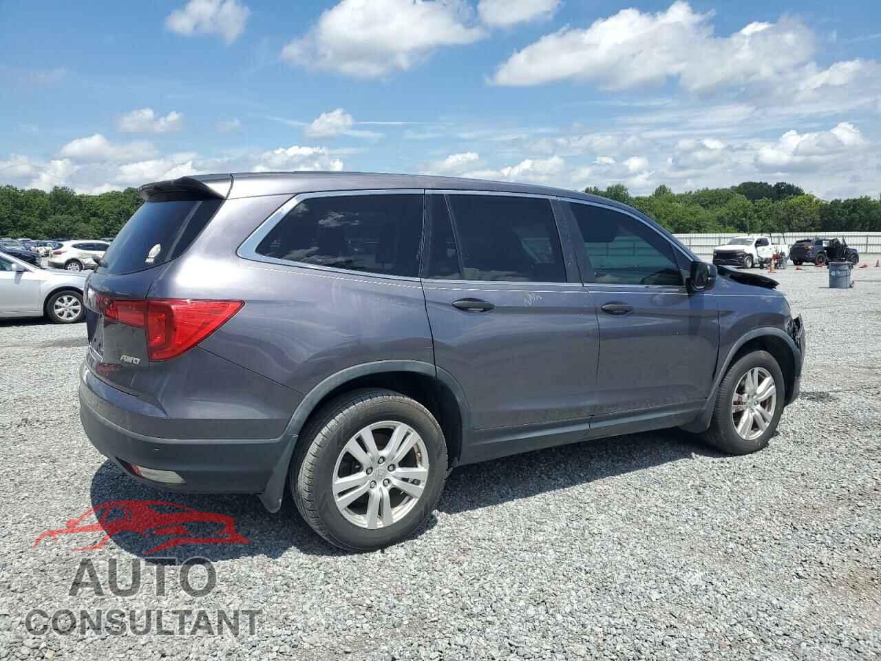 HONDA PILOT 2017 - 5FNYF6H11HB103913
