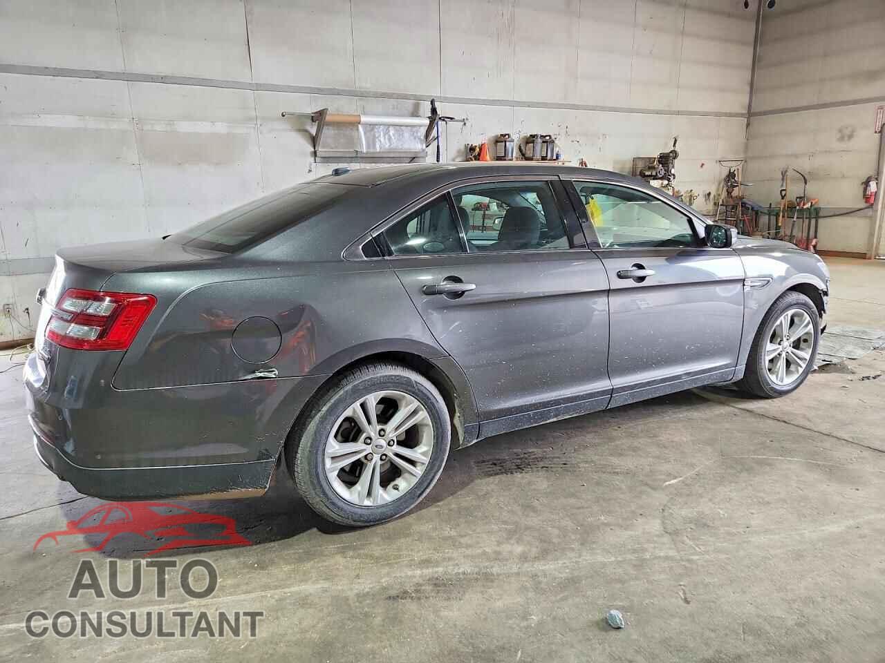 FORD TAURUS 2015 - 1FAHP2E84FG182011