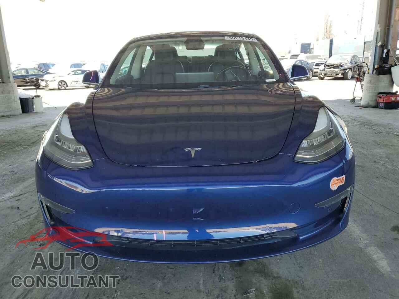 TESLA MODEL 3 2018 - 5YJ3E1EA6JF032153