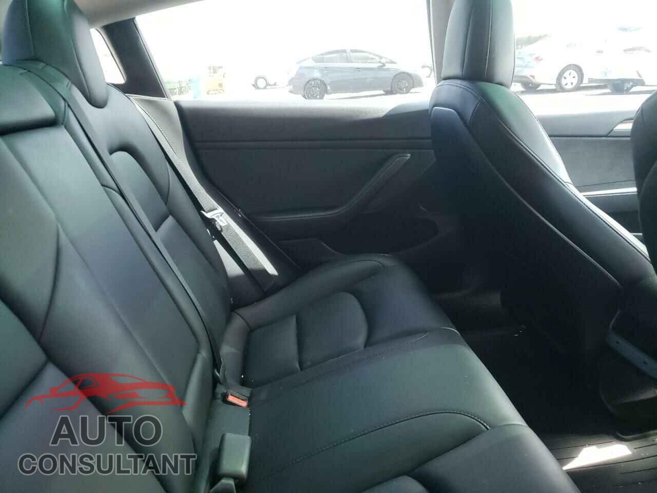 TESLA MODEL 3 2021 - 5YJ3E1EA0MF987843