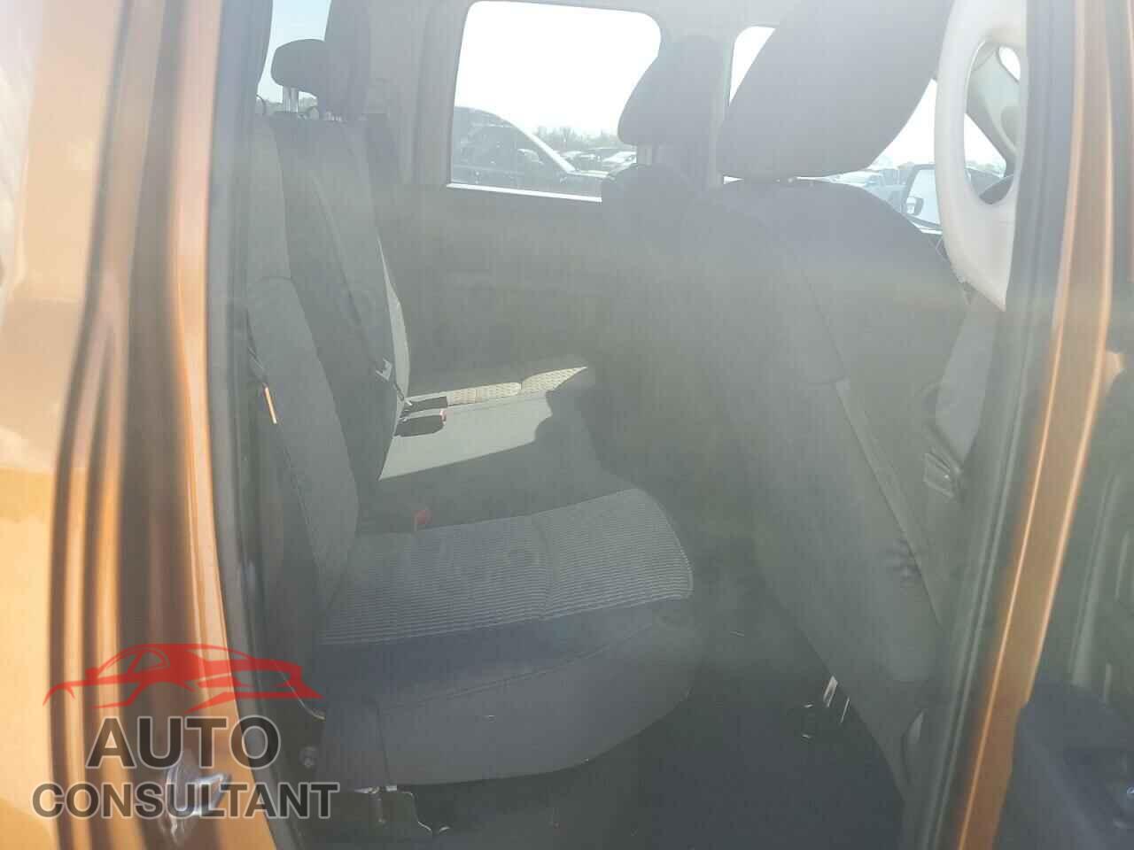 DODGE RAM 1500 2012 - 1C6RD7FT6CS237808